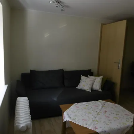 아파트 Mit Bergblick 로바우